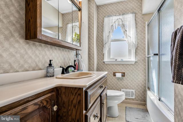 1917 SUSSEX AVE, Cherry Hill, NJ 08003