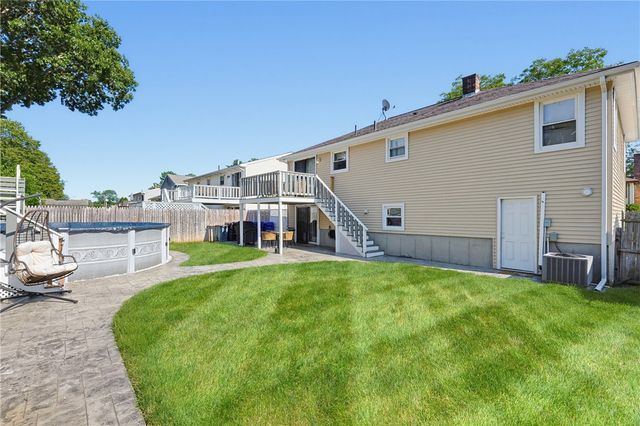 33 Scott Drive, East Providence, RI 02915