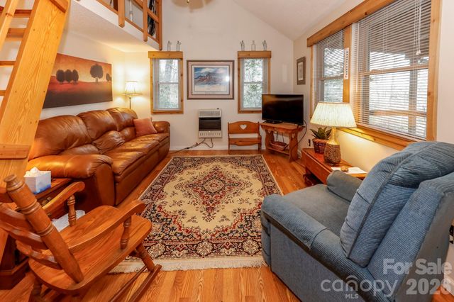 201 N Chase Lane, Rutherfordton, NC 28139