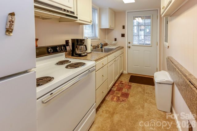 201 N Chase Lane, Rutherfordton, NC 28139