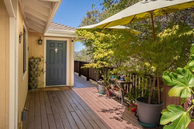 14354 Sun Forest Dr, Penn Valley, CA 95946
