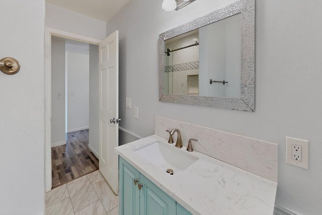14354 Sun Forest Dr, Penn Valley, CA 95946