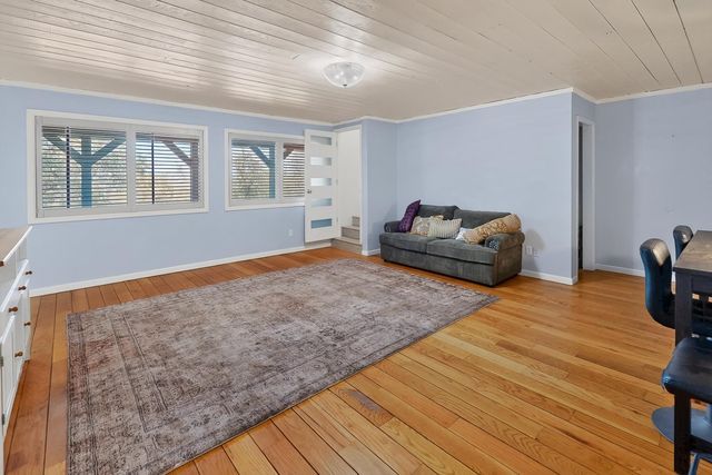 14354 Sun Forest Dr, Penn Valley, CA 95946