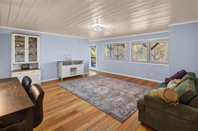 14354 Sun Forest Dr, Penn Valley, CA 95946