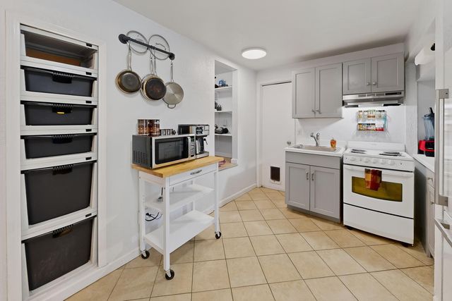 14354 Sun Forest Dr, Penn Valley, CA 95946
