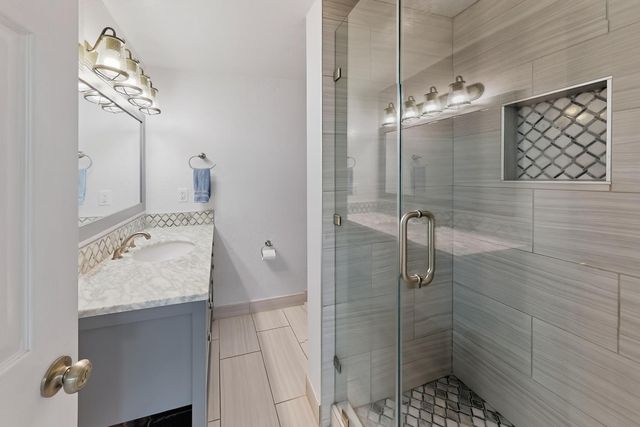 14354 Sun Forest Dr, Penn Valley, CA 95946