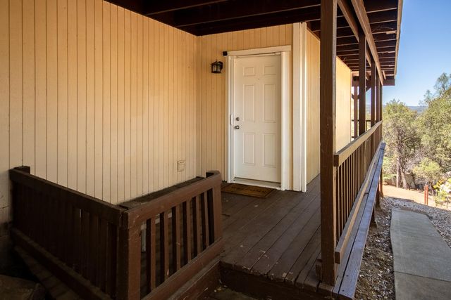 14354 Sun Forest Dr, Penn Valley, CA 95946