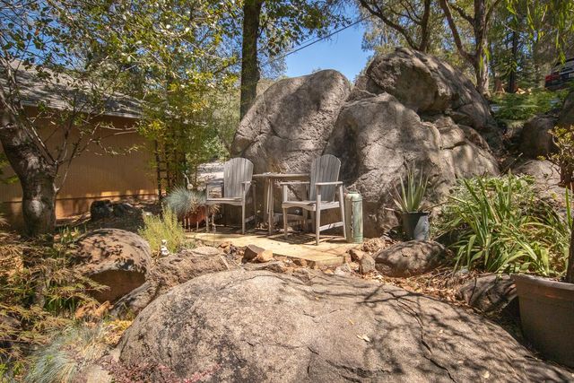 14354 Sun Forest Dr, Penn Valley, CA 95946