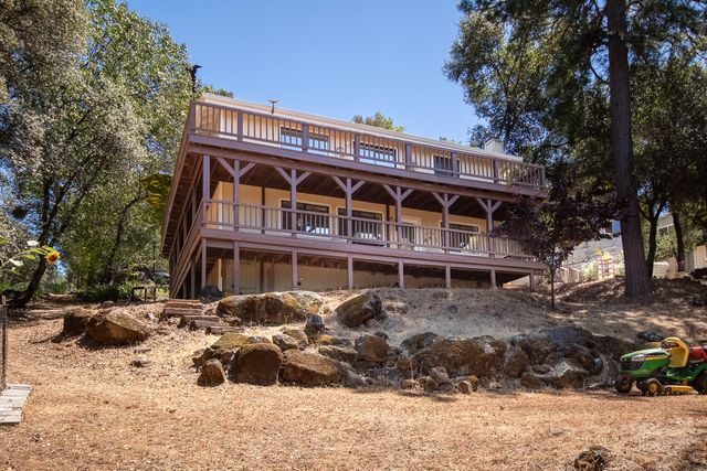 14354 Sun Forest Dr, Penn Valley, CA 95946