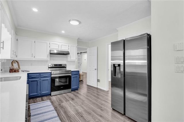 2203 Meadow Drive, Snellville, GA 30078