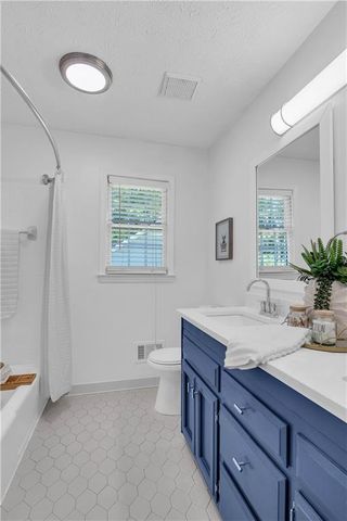 2203 Meadow Drive, Snellville, GA 30078