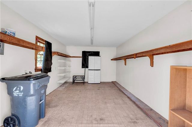 2203 Meadow Drive, Snellville, GA 30078