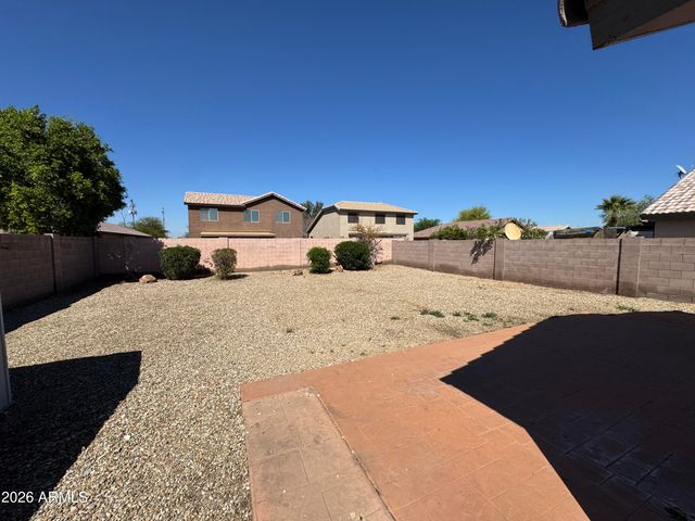 15840 W YAVAPAI Street, Goodyear, AZ 85338