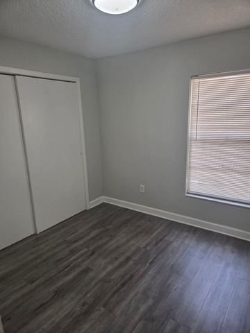 2322 W SAINT JOHN STREET A, Tampa, FL 33607