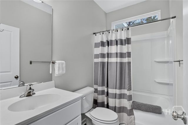 24 Cypress Loop, Port Wentworth, GA 31407