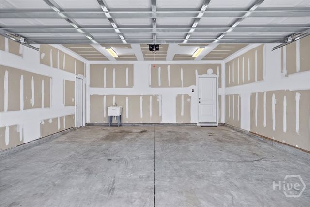 24 Cypress Loop, Port Wentworth, GA 31407