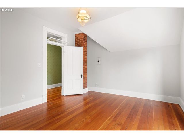 728 Sw 6TH Ave, Albany, OR 97321