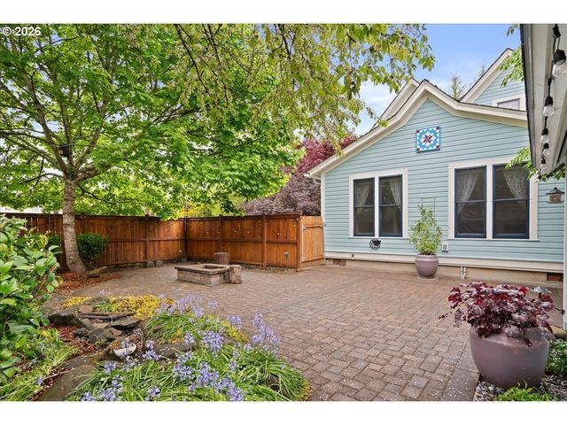 728 Sw 6TH Ave, Albany, OR 97321