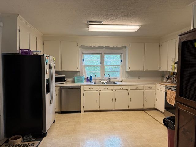 510 Roosevelt Dr, Dothan, AL 36301