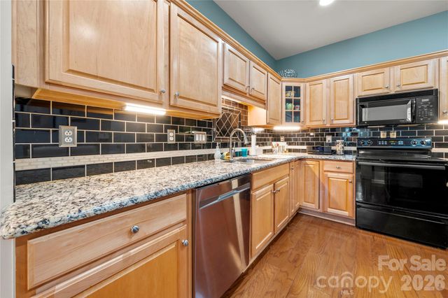 8185 Windsor Ridge Drive, Charlotte, NC 28277