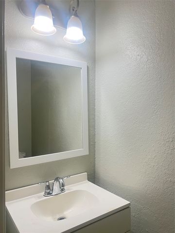 2137 Aspen Drive, Dallas, TX 75227