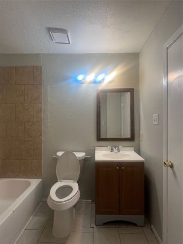 2137 Aspen Drive, Dallas, TX 75227