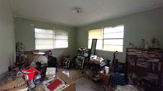 1111 Avenue B, Sweeny, TX 77480