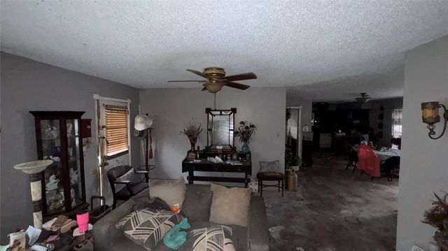 1111 Avenue B, Sweeny, TX 77480