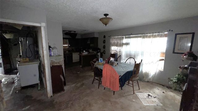 1111 Avenue B, Sweeny, TX 77480