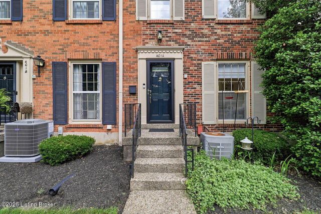 401 Country Ln A, Louisville, KY 40207