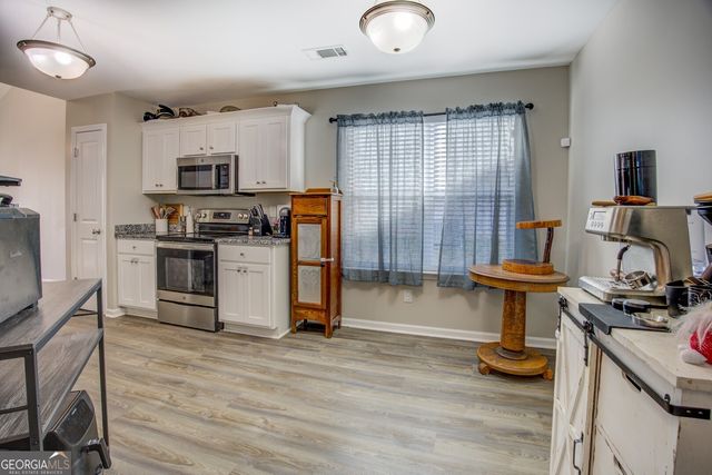 160 Savannah Way, Milner, GA 30257