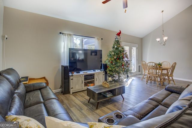 160 Savannah Way, Milner, GA 30257