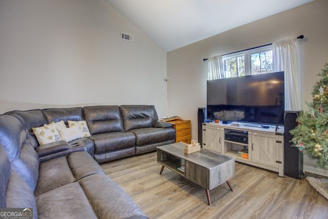 160 Savannah Way, Milner, GA 30257