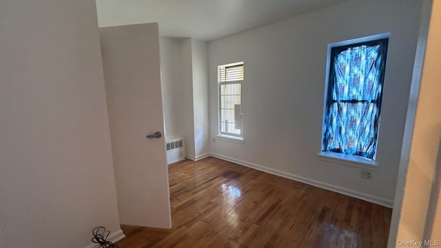 511 Thatford Avenue, Brooklyn, NY 11212
