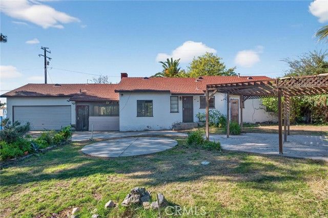 736 N Walnut, San Dimas, CA 91773