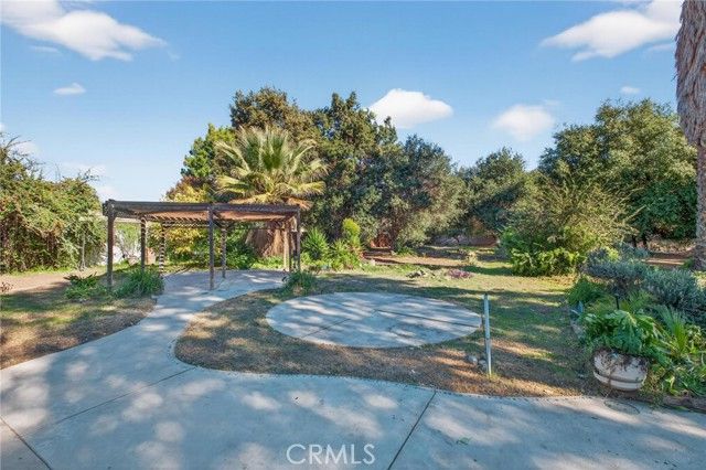 736 N Walnut, San Dimas, CA 91773