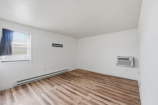 655 Plantation St 23B, Worcester, MA 01605