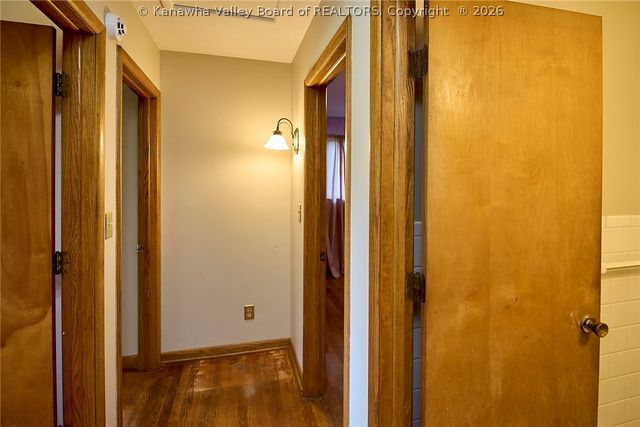 54 Sunset Drive, Charleston, WV 25301