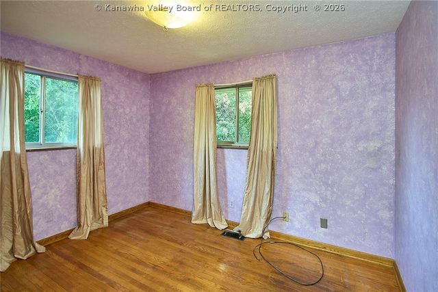 54 Sunset Drive, Charleston, WV 25301