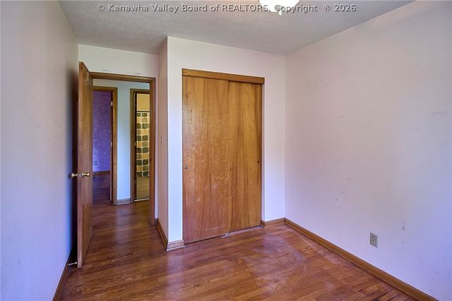 54 Sunset Drive, Charleston, WV 25301