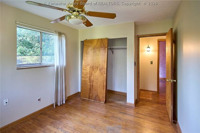 54 Sunset Drive, Charleston, WV 25301
