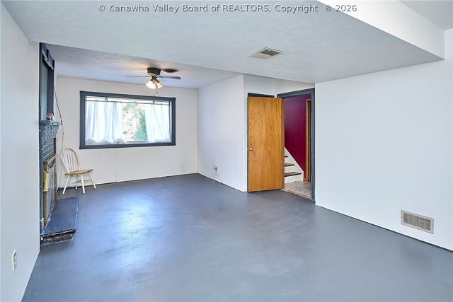 54 Sunset Drive, Charleston, WV 25301