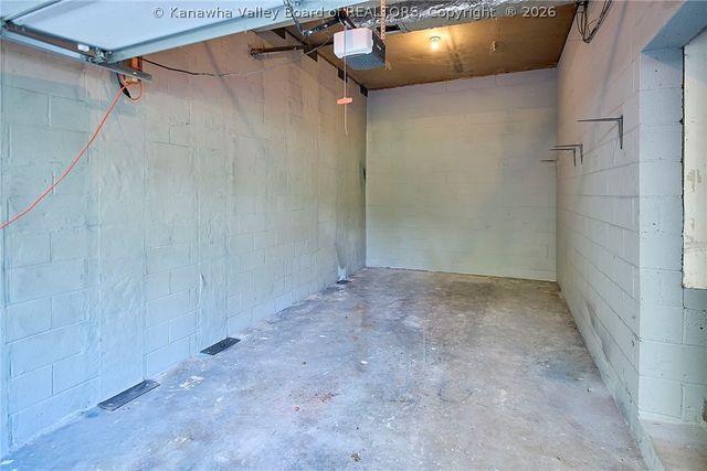 54 Sunset Drive, Charleston, WV 25301