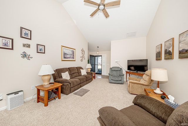 5230 Pigeon Creek Court, Fort Wayne, IN 46825