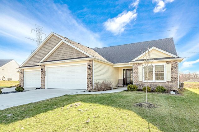 5230 Pigeon Creek Court, Fort Wayne, IN 46825