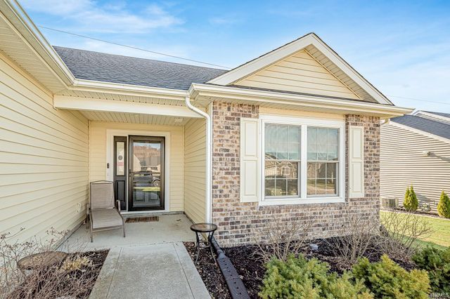 5230 Pigeon Creek Court, Fort Wayne, IN 46825