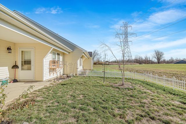 5230 Pigeon Creek Court, Fort Wayne, IN 46825