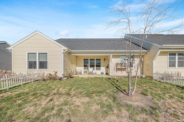 5230 Pigeon Creek Court, Fort Wayne, IN 46825