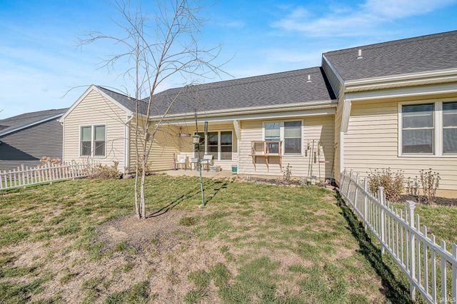 5230 Pigeon Creek Court, Fort Wayne, IN 46825