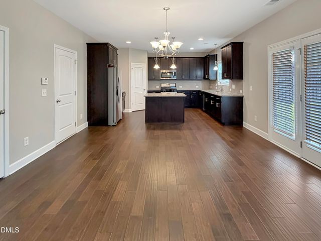 14 National Drive, Clayton, NC 27527